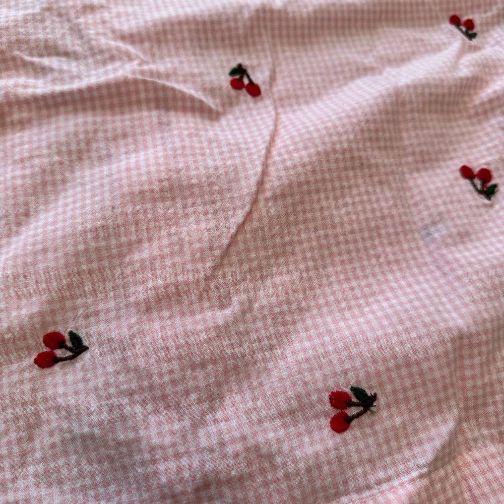 Cynthia Rowley Pink Gingham with Embroidered Cherries Pajama Set - Size Medium - Picture 4 of 7